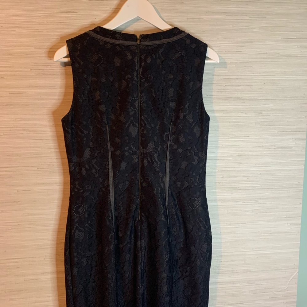 Designer Elie Tahari Black Sleeveless Dress in Size 6 - Picture 2 of 11